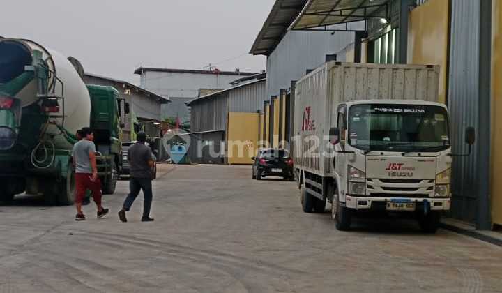 Warehouse for Rent in Jelambar, Container Access