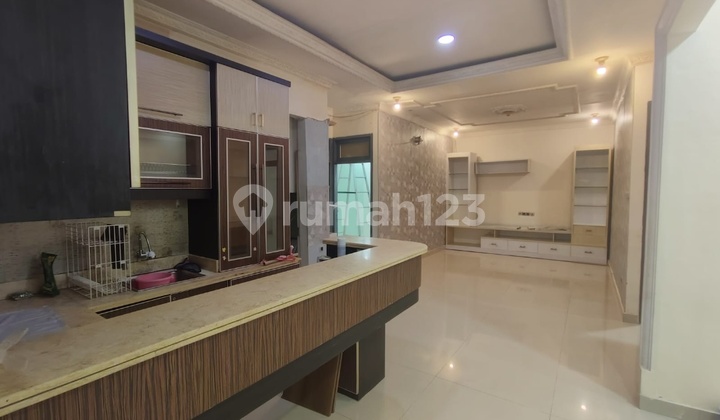 Disewakan Rumah 160m² Furnished Citra 2 Disewakan Rumah 160m² Furnished Citra 2