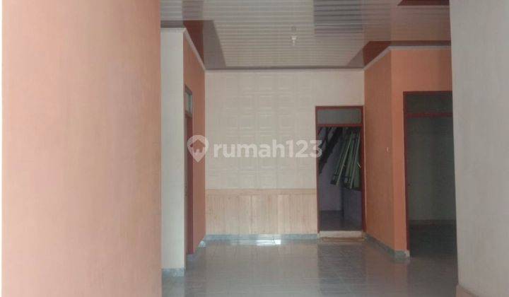 Disewakan Rumah Luasss Baru Renovasi Kamar Banyakk Di Taman Surya Jakbar 1