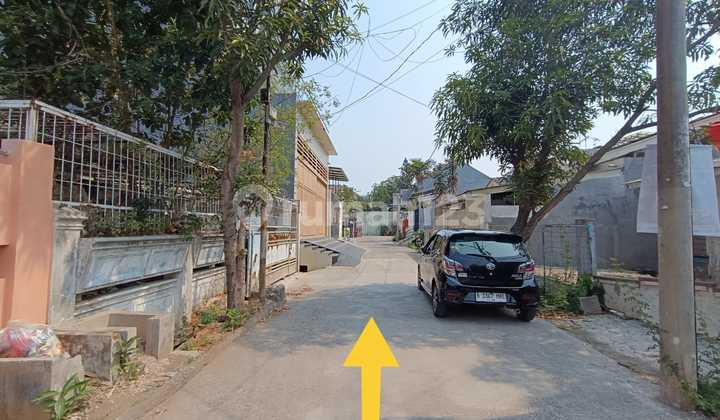 Dijual Rumah Tua Hitung Tanah di Kft Cengkareng