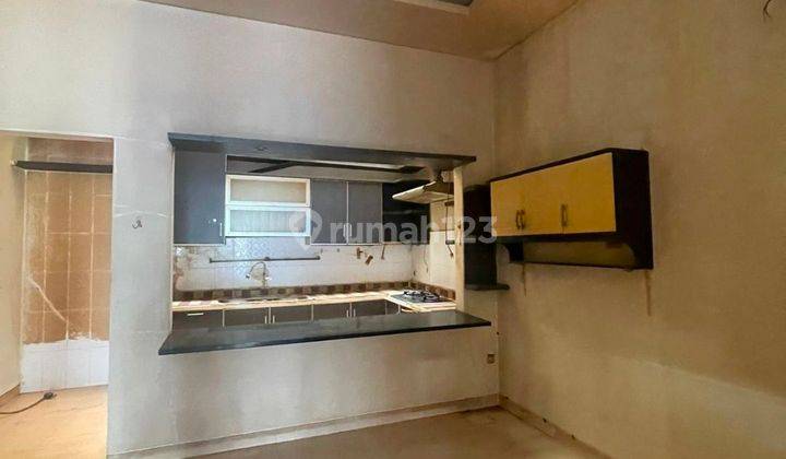 Dijual Rumah Bagus 2.5 Lantai Di Citra 3 2