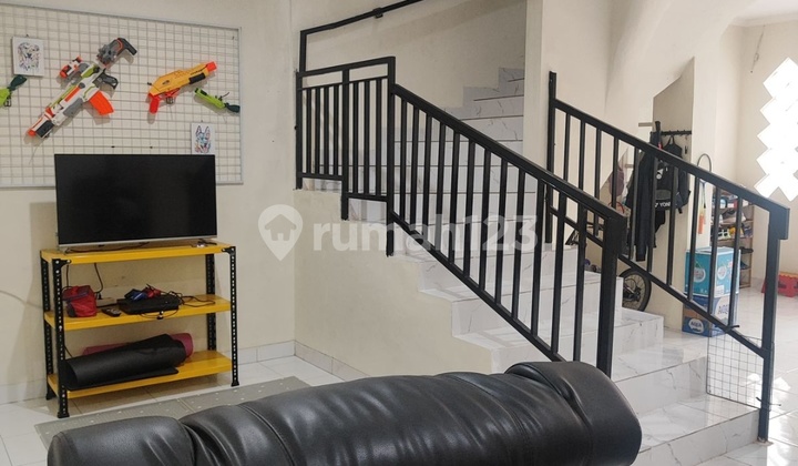 Dijual Rumah Harga Bagus Di Taman Surya 5 