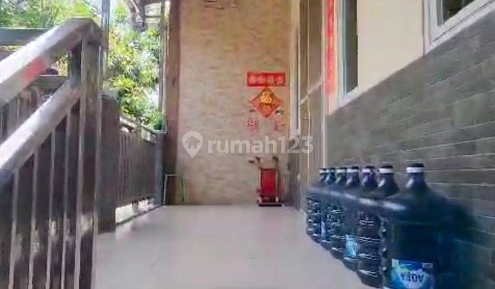 Dijual Rumah Mewah 3 Lantai Di Menceng 1