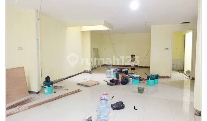 Dijual Rumah Renovasi Rapih di Daan Mogot Baru 2