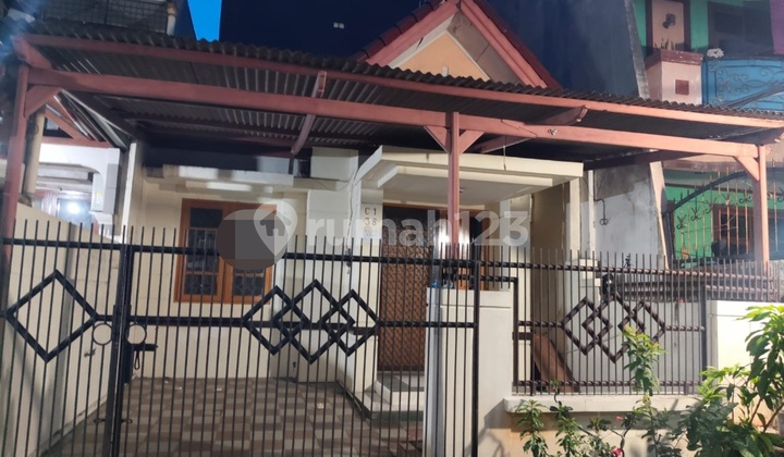 For Sale House in Taman Mahkota, Benda Tangerang