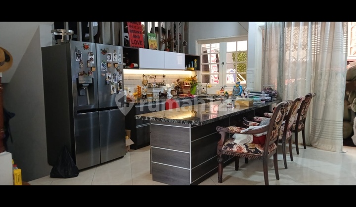 Dijual Rumah Modern Luas Full Furnished 3 Lantai Di Citra 2 Ext 2