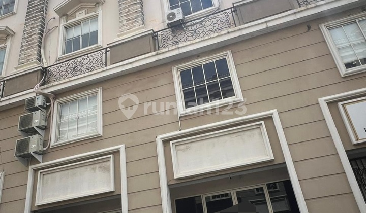 Disewakan Ruko Cakep Seperti Baru 4 Lantai Di Greenlake Disewakan Ruko Cakep Seperti Baru 4 Lantai Di Greenlake