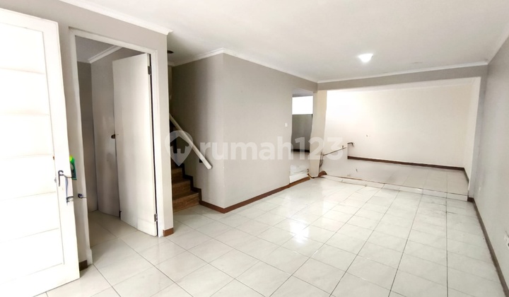 For Rent Newly Renovated House With 3 ACs In Green Court Cengkareng