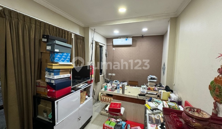 Disewakan/ Dijual Rumah Hoki Full Furnished Di Taman Surya 5 ( Row Jalan Lebar ) 2