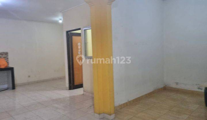 Dijual Rumah 2.5 Lantai Di Taman Surya 5 2