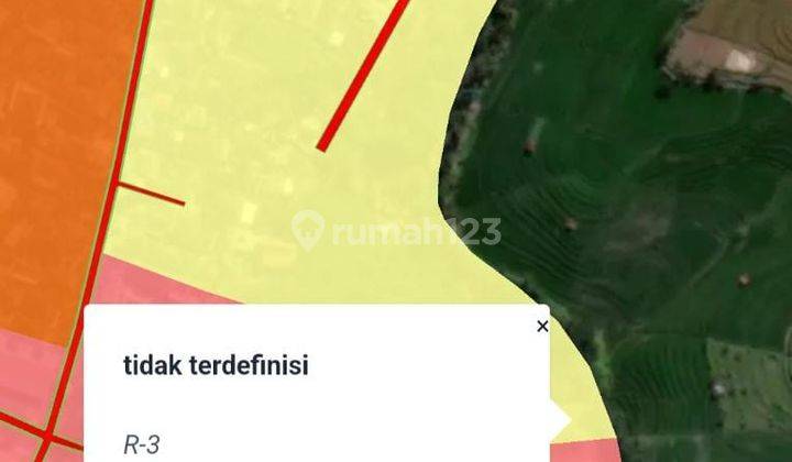 Tanah 2 are di Jalan raya pererenan 3