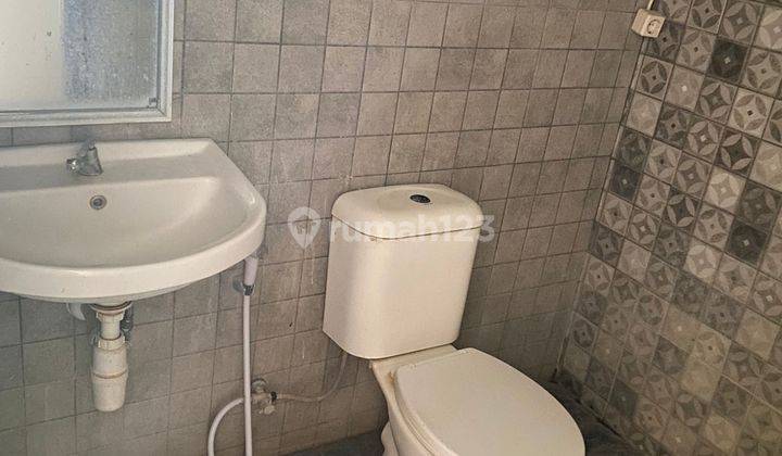 Rumah semi villa di Jln padonan tibubeneng 4