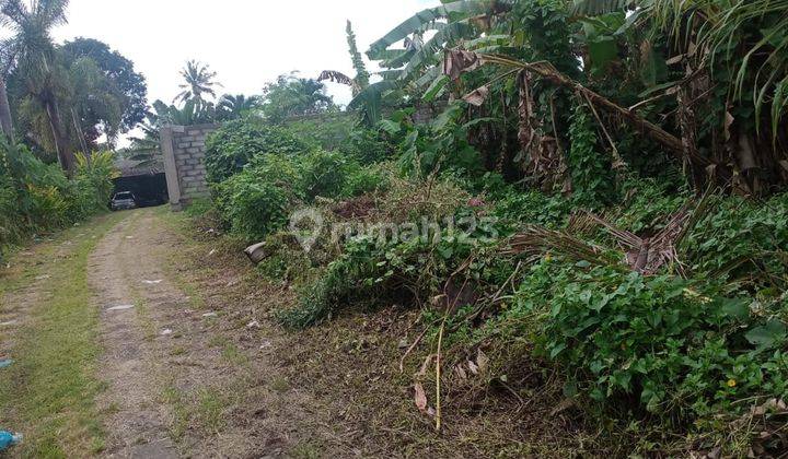 Land on Jalan pererenan gang laksamana 2