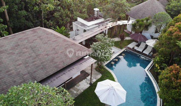 Villa di Jalan blongkeker gang Bisma jimbaran 1