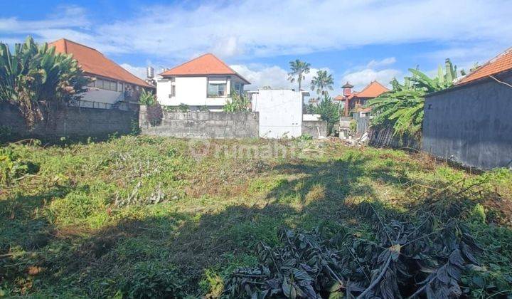 Tanah di jual di Jalan pantai brawa  1