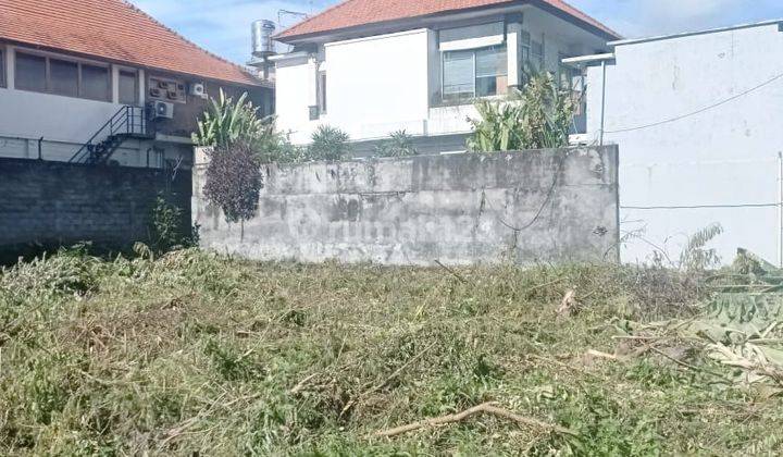 Tanah di jual di Jalan pantai brawa  2