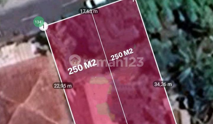 In a Rental House on the Side of Pecatu Main Road In a Rental House on the Side of Pecatu Main Road