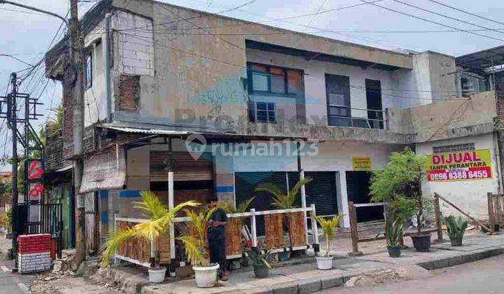 DIJUAL RUMAH USAHA DI PACUAN KUDA 1