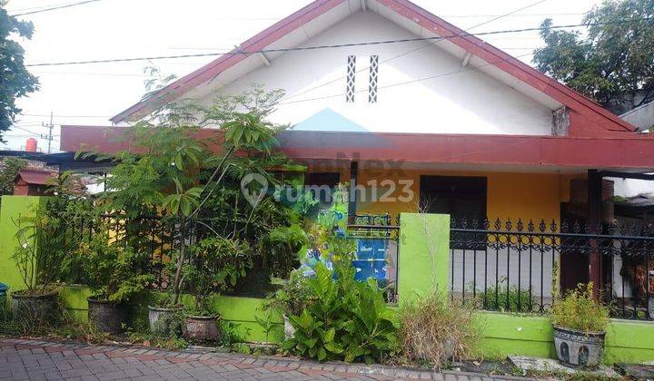 DIJUAL RUMAH PETEMON SURABAYA 1