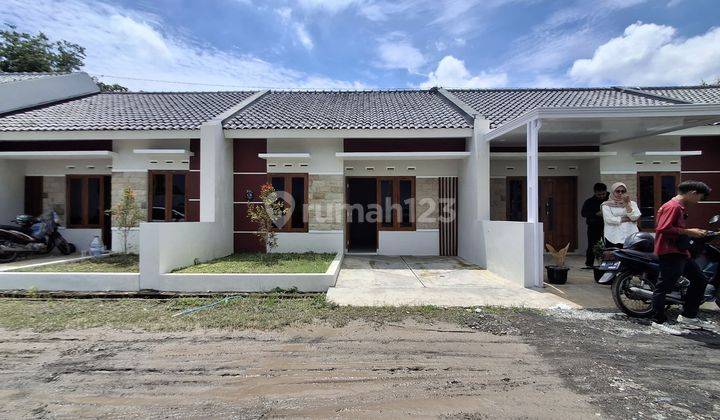 Dijual Rumah Minimalis Siap Huni Lokasi Strategis 200 Jutaan 1