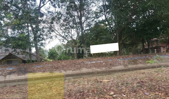 Tanah di Metro Barat