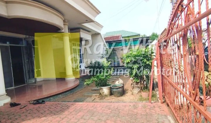 Dijual Rumah 2 Lantai di Pahoman, Bandar Lampung 2