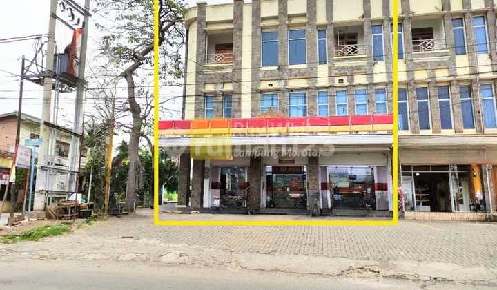 di jual ruko 3 pintu 3 lantai di jual ruko 3 pintu 3 lantai