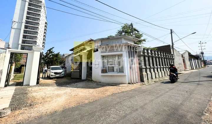 large land and bonus house in central Tanjung Karang large land and bonus house in central Tanjung Karang