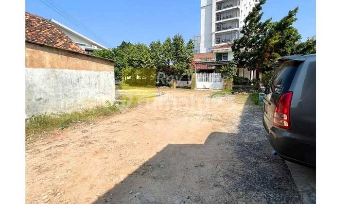tanah luas dan bonus rumah di tanjung karang pusat 2