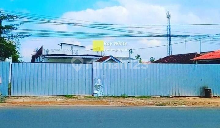 Large metro warehouse for sale