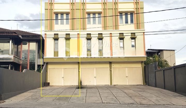 For Rent 3-Story Shop House 1