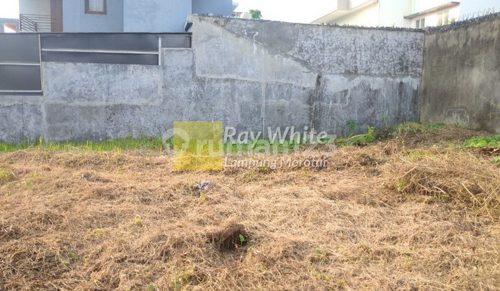 Land for sale in a housing complex Land for sale in a housing complex