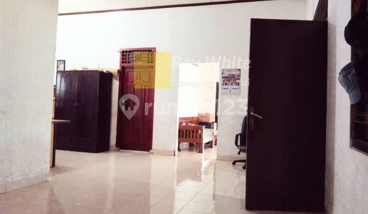 Dijual  Rumah berlokasi di Enggal, Rawa Laut, Kota Bandar Lampung 2