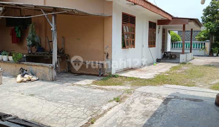 583 m2 wide house, Urip Way Halim 2