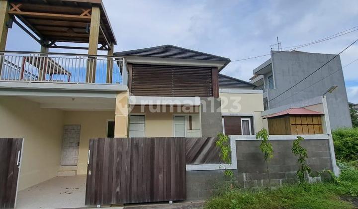 Land area 690 sqm, east city.