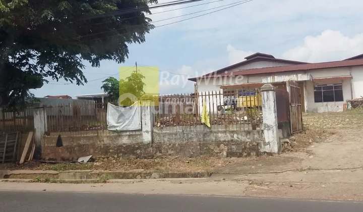 Affordable Warehouse for Sale, 5000 Land Area in City Center