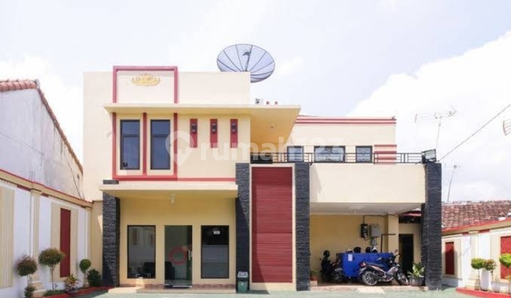Dijual Hotel atau Red Doorz di tengah kota Bandar Lampung Dijual Hotel atau Red Doorz di tengah kota Bandar Lampung