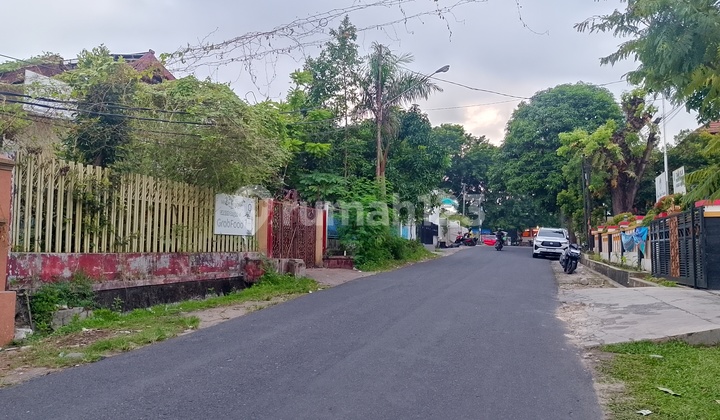 Dijual Rumah murah Pinggir jalan di dekat stadion Pahoman 2