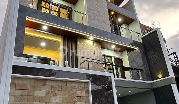 Dijual Rumah Mewah di Kedaton, Bandar Lampung 1