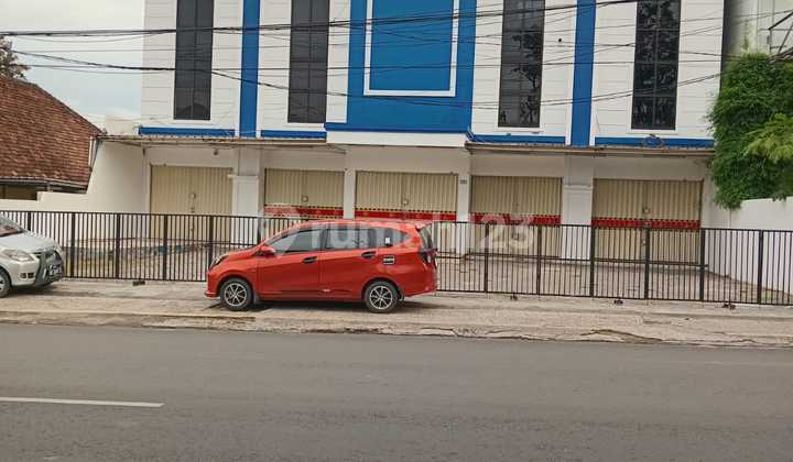 For Rent: 5 Door Plong Shop House