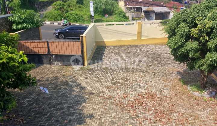 Dijual Rumah Mewah Pinggir Jalan Protokol di Tanjung Karang Pusat 2