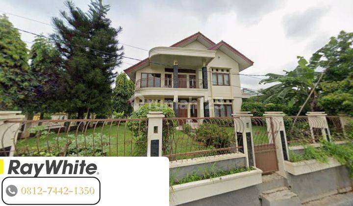 Sewa Rumah Mewah dengan Kolam Renang di Pahoman Bandar Lampung 2