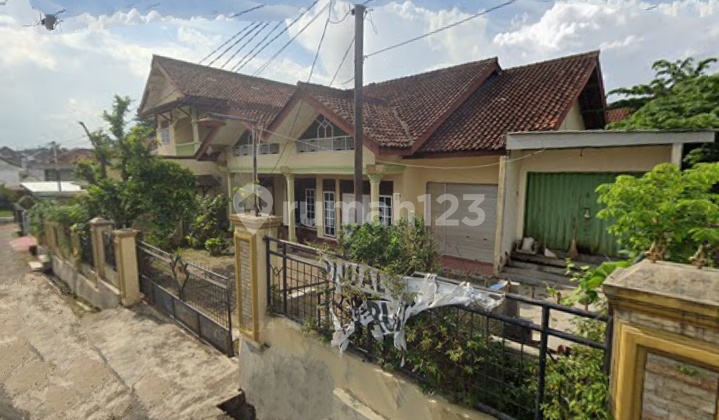 1.5-story house with a spacious yard on Ratudibalau Street, Tanjung Senang, Bandar Lampung (Lampung)