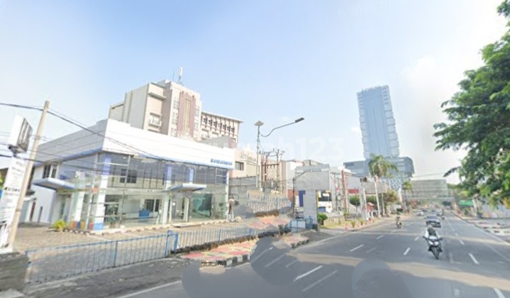 Showroom Building on Raden Intan Street, Tanjung Karang Center, Bandarlampung Showroom Building on Raden Intan Street, Tanjung Karang Center, Bandarlampung