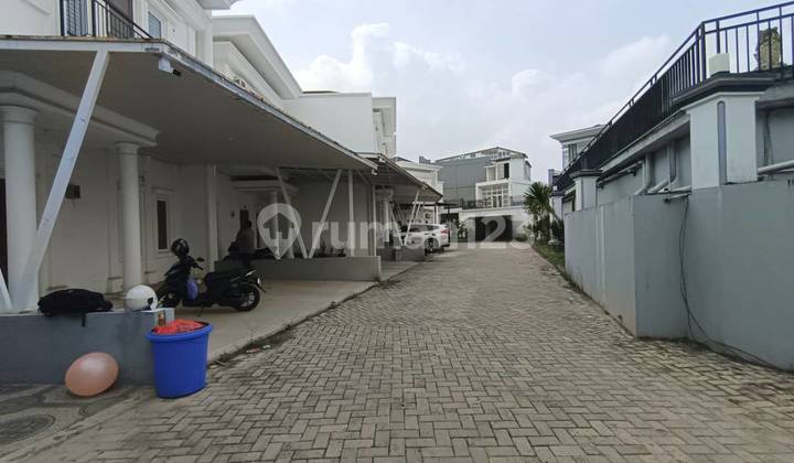 Rumah dua lantai di Perum. Cluster Raffles Residence Cluster Manssion Rajabasa, Bandar Lampung (Lampung)