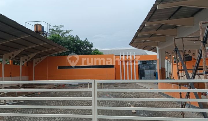 Vacant Land with Ex-Car Wash Building Bonus on Jl. Raya Lintas Way Jepara, Labuhan Ratu Village