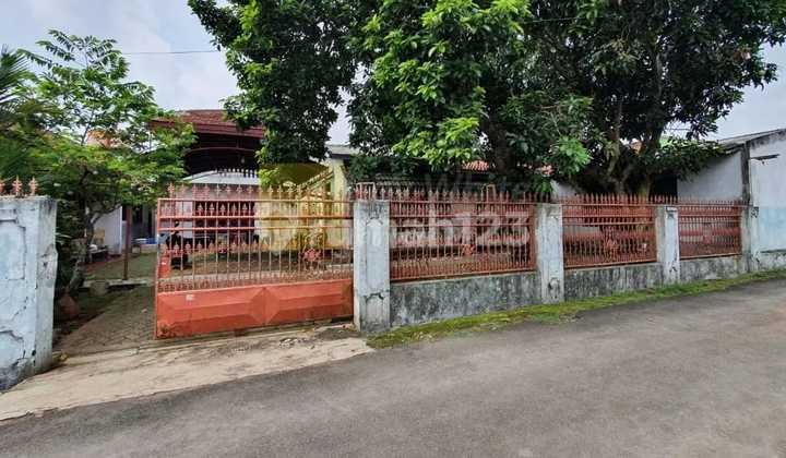 Miliki Rumah dengan Tamnahan Kamar Kost 10 pintu 2