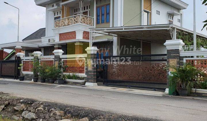 Miliki Rumah Mewah 2 Lantai sm 2