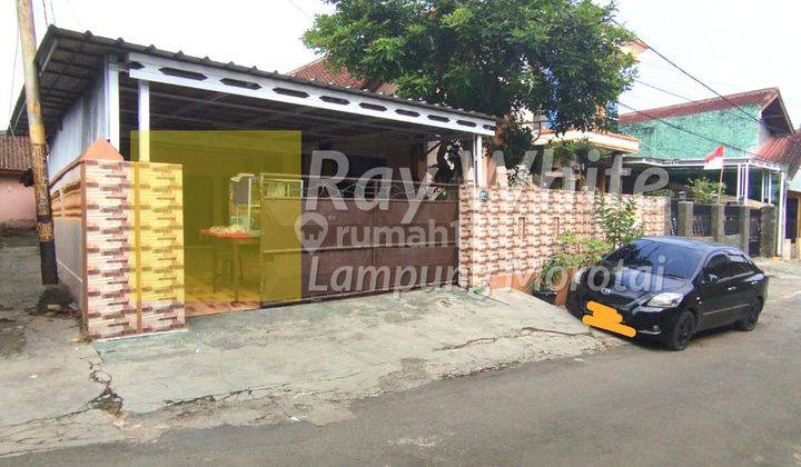 Rumah dengan Halaman Besar tr 1