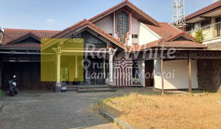 Rumah Besar di Jalan Sultan Agung ad 2